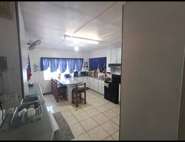 3 BEDROOM HOUSE FOR SALE IN LODEYKO